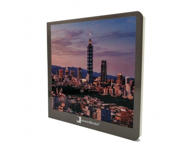 Libro de fotografías "La ciudad" NOWORDBOOKS