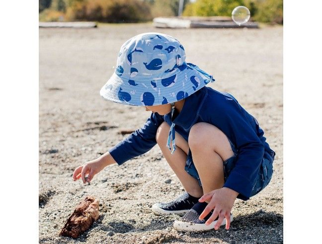 Sombrero ajustable Bucket con protección solar Blue Whale