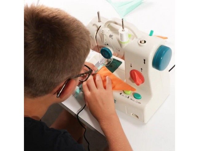 Máquina de Coser Profesional Buki