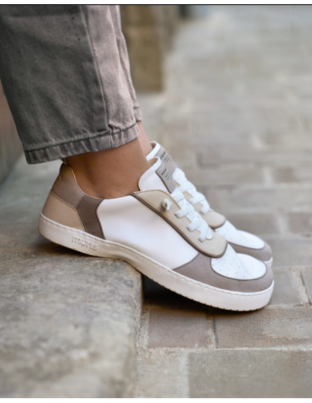 Deportiva Muris Nuuk Adult Taupe