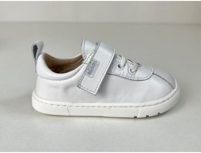 Zapato primeros pasos Esdori Piel Florencia Blanco