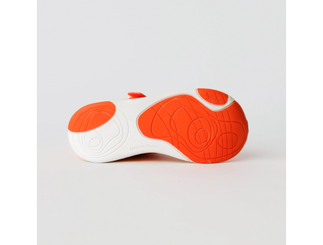 Deportiva Naw Vibrant Orange