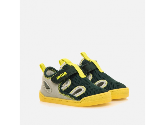 Sandalia barefoot cerrada MESH VERDE Mustang Free