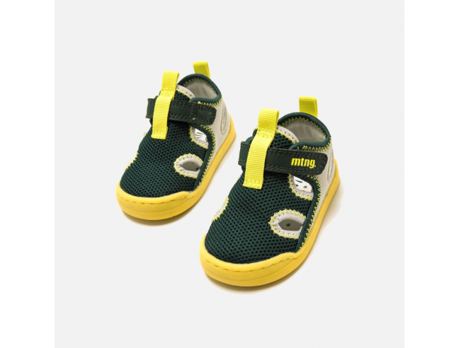 Sandalia barefoot cerrada MESH VERDE Mustang Free