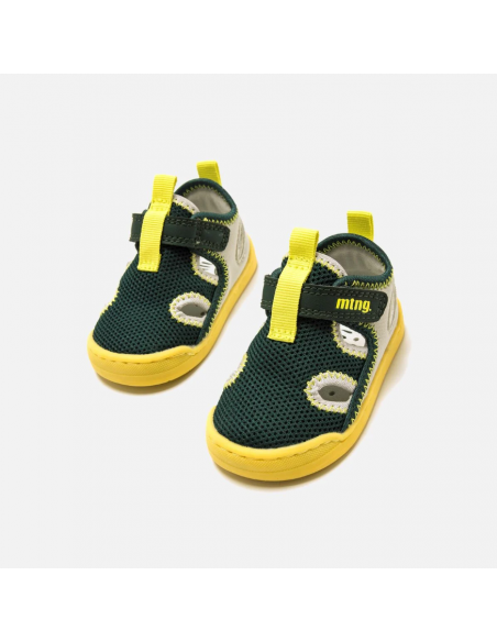 Sandalia barefoot cerrada MESH VERDE Mustang Free
