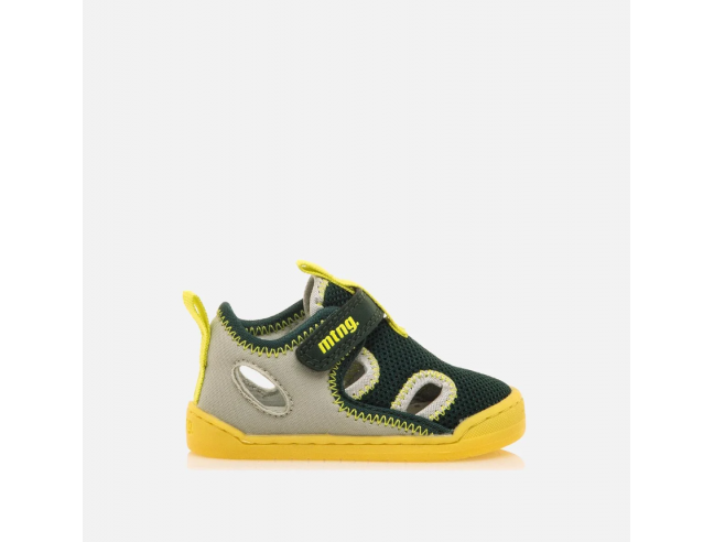 Sandalia barefoot cerrada MESH VERDE Mustang Free