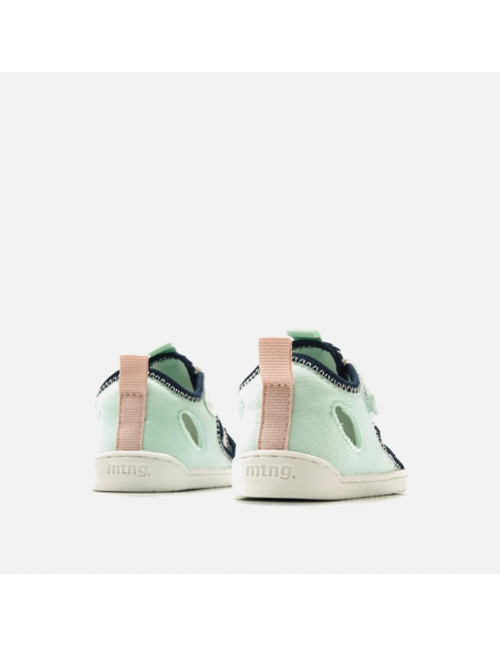 Sandalia barefoot cerrada MESH ROSA Mustang Free