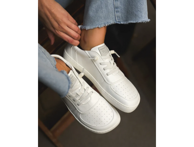Deportiva Muris Nuuk Adult White