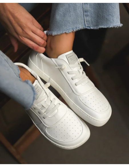 Deportiva Muris Nuuk Adult White
