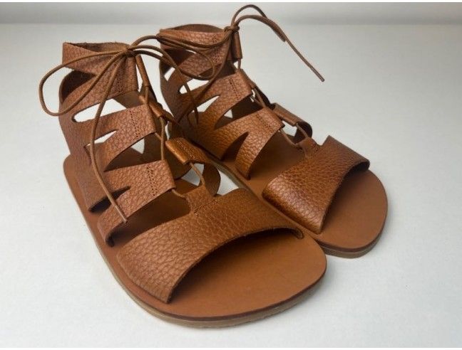 Sandalia barefoot romana Vivant Camel