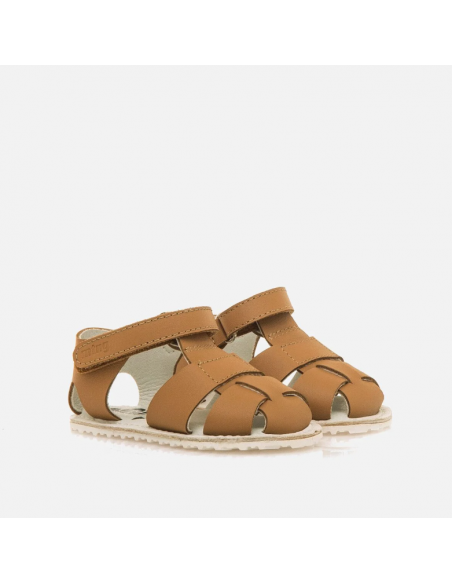 Sandalia barefoot napa Camel Mustang Free