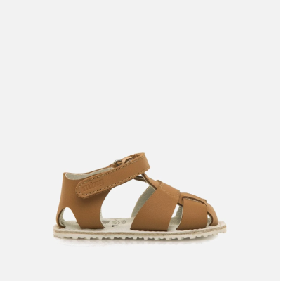 Sandalia barefoot napa Camel Mustang Free