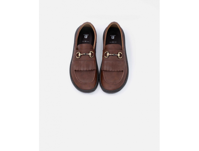 Mocasin Barefoot Beflamboyant Marrón con cadena