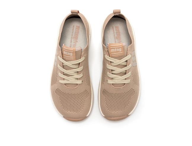 Deportiva barefoot tejida Knit Nude Mustang