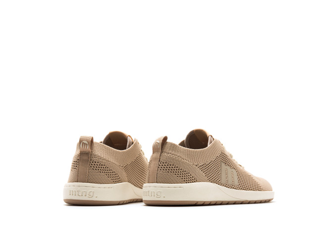 Deportiva barefoot tejida Knit Nude Mustang