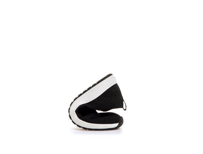 Deportiva barefoot tejida Knit Negro Mustang