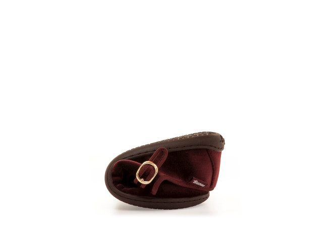 Bailarina barefoot FREE YOI BURDEOS Mustang