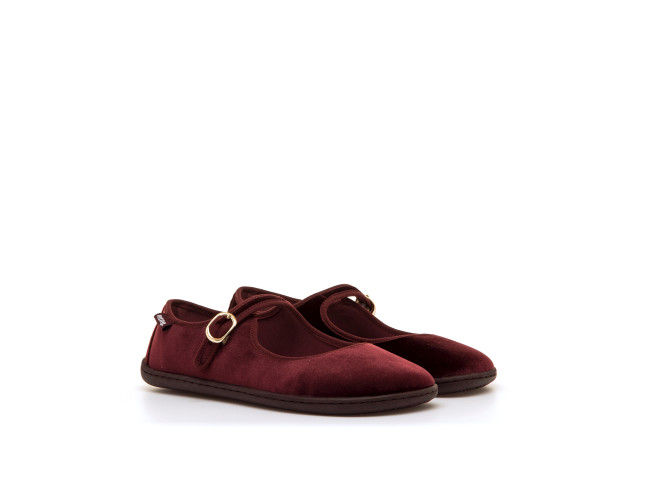 Bailarina barefoot FREE YOI BURDEOS Mustang