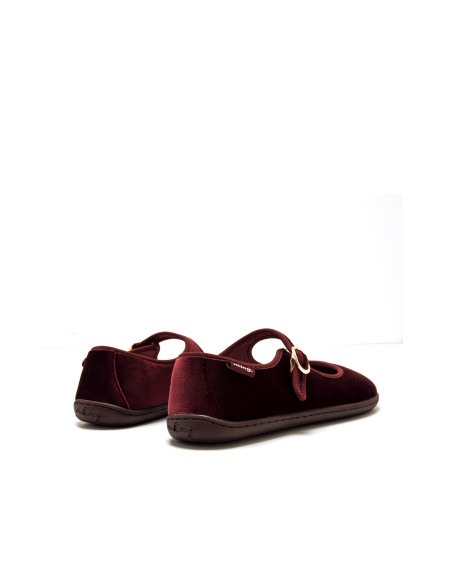 Bailarina barefoot FREE YOI BURDEOS Mustang